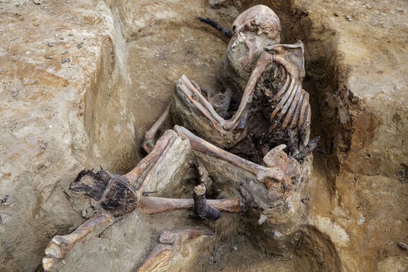 Prace archeologiczne nad jeziorem Borówno. Fot. Daniel Frymark