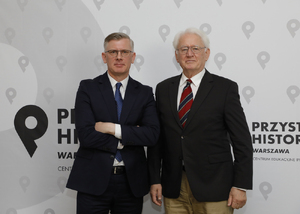 Dr hab. Sławomir Cenckiewicz i Krzysztof Wyszkowski. Fot. Piotr Życieński (IPN)