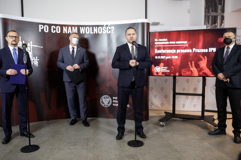 Konferencja prasowa prezesa IPN dotycząca obchodów 40. rocznicy wprowadzenia stanu wojennego w Polsce – 10 grudnia 2021. Fot. Sławek Kasper (IPN)