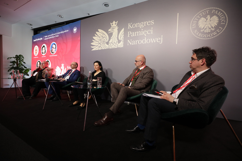 Panel dyskusyjny: „Walka i opór społeczności żydowskiej podczas okupacji niemieckiej w Polsce”. Kongres Pamięci Narodowej – Warszawa, 14 kwietnia 2023. Fot. Mikołaj Bujak (IPN)