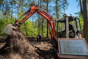 Odnaleziono zbiorową mogiłę ofiar zbrodni niemieckich dokonanych w pierwszych miesiącach II wojny światowej w Lesie Szpęgawskim