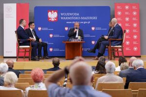 Debata o dekomunizacji przestrzeni publicznej – Olsztyn, 22 lipca 2023. Fot. Mikołaj Bujak (IPN)