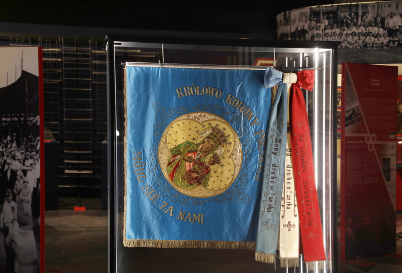 Wernisaż wystawy „Ramię krzep – Ojczyźnie służ”. Historia Sokolstwa Polskiego w Ameryce, Muzeum II Wojny Światowej w Gdańsku, 29 września 2023. Fot. Piotr Życieński (IPN)