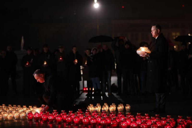 Światło Wolności – w hołdzie ofiarom stanu wojennego – Warszawa, 13 grudnia 2023. Fot. Mikołaj Bujak (IPN)