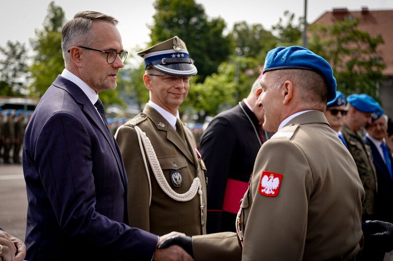 Uroczyste odsłonięcie pomnika gen. bryg. Stanisława Grzmota-Skotnickiego - Słupsk, 26 lipca, fot. Maja Studzińska