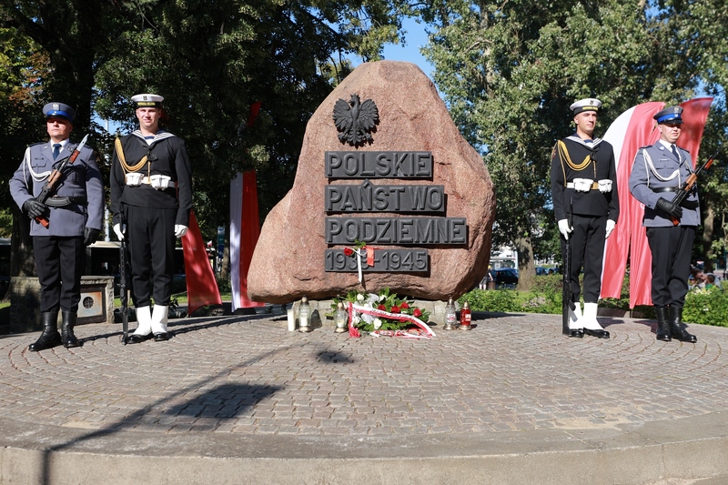 80_rocznica_powstania_warszawskiego_obchody_w_gdansku_fot_g_mehring_www_gdansk_pl_1_