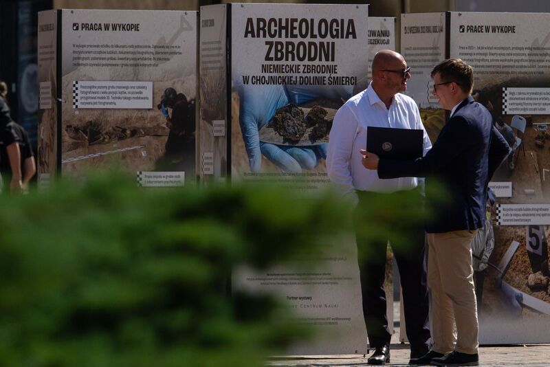 Otwarcie wystawy „Archeologia Zbrodni. Niemieckie zbrodnie w Chojnickiej Dolinie Śmierci” – Gdańsk, 29 sierpnia 2024, fot. Roman Jocher