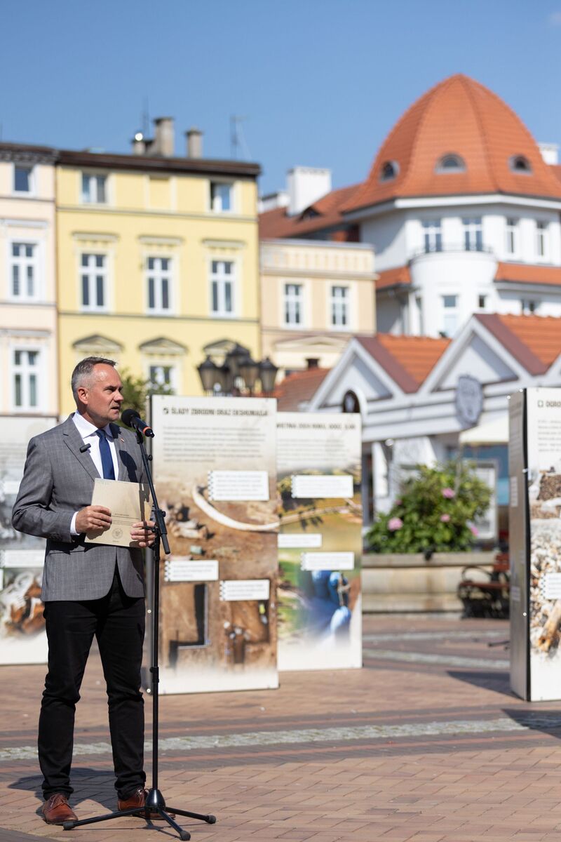 Otwarcie wystawy „Archeologia Zbrodni. Niemieckie zbrodnie w Chojnickiej Dolinie Śmierci” – Gdańsk, 29 sierpnia 2024, fot. Roman Jocher