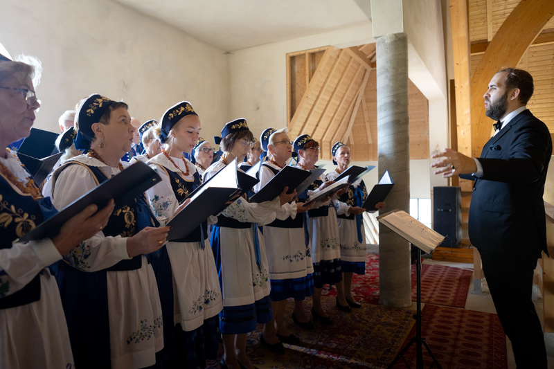 Uroczystości pogrzebowe szczątków śp. nieznanego Żołnierza Wojska Polskiego, poległego we wrześniu 1939 roku w obronie Kępy Oksywskiej – Kosakowo, 19 września 2024, fot. R. Jocher