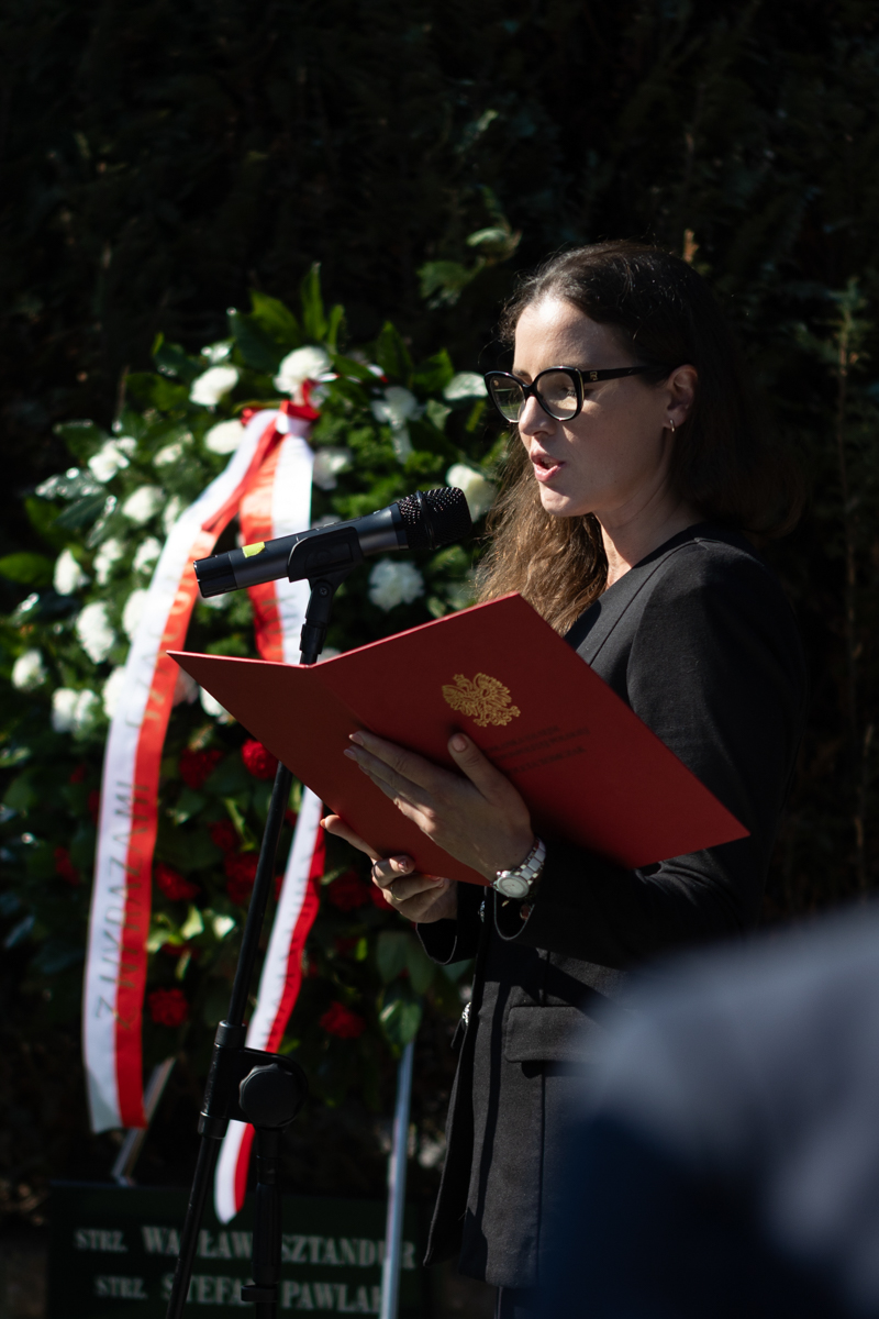 Uroczystości pogrzebowe szczątków śp. nieznanego Żołnierza Wojska Polskiego, poległego we wrześniu 1939 roku w obronie Kępy Oksywskiej – Kosakowo, 19 września 2024, fot. R. Jocher