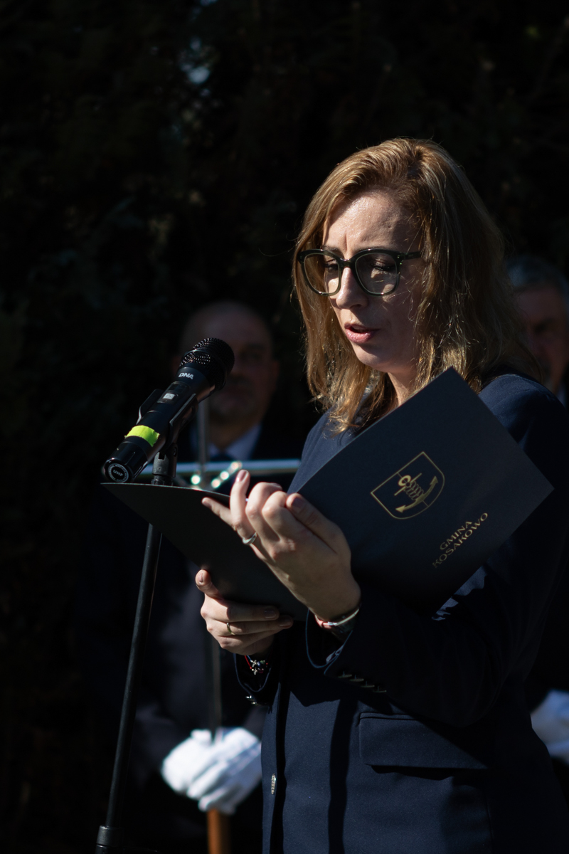 Uroczystości pogrzebowe szczątków śp. nieznanego Żołnierza Wojska Polskiego, poległego we wrześniu 1939 roku w obronie Kępy Oksywskiej – Kosakowo, 19 września 2024, fot. R. Jocher