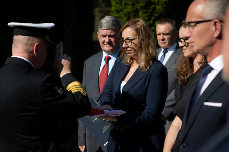 Uroczystości pogrzebowe szczątków śp. nieznanego Żołnierza Wojska Polskiego, poległego we wrześniu 1939 roku w obronie Kępy Oksywskiej – Kosakowo, 19 września 2024, fot. R. Jocher