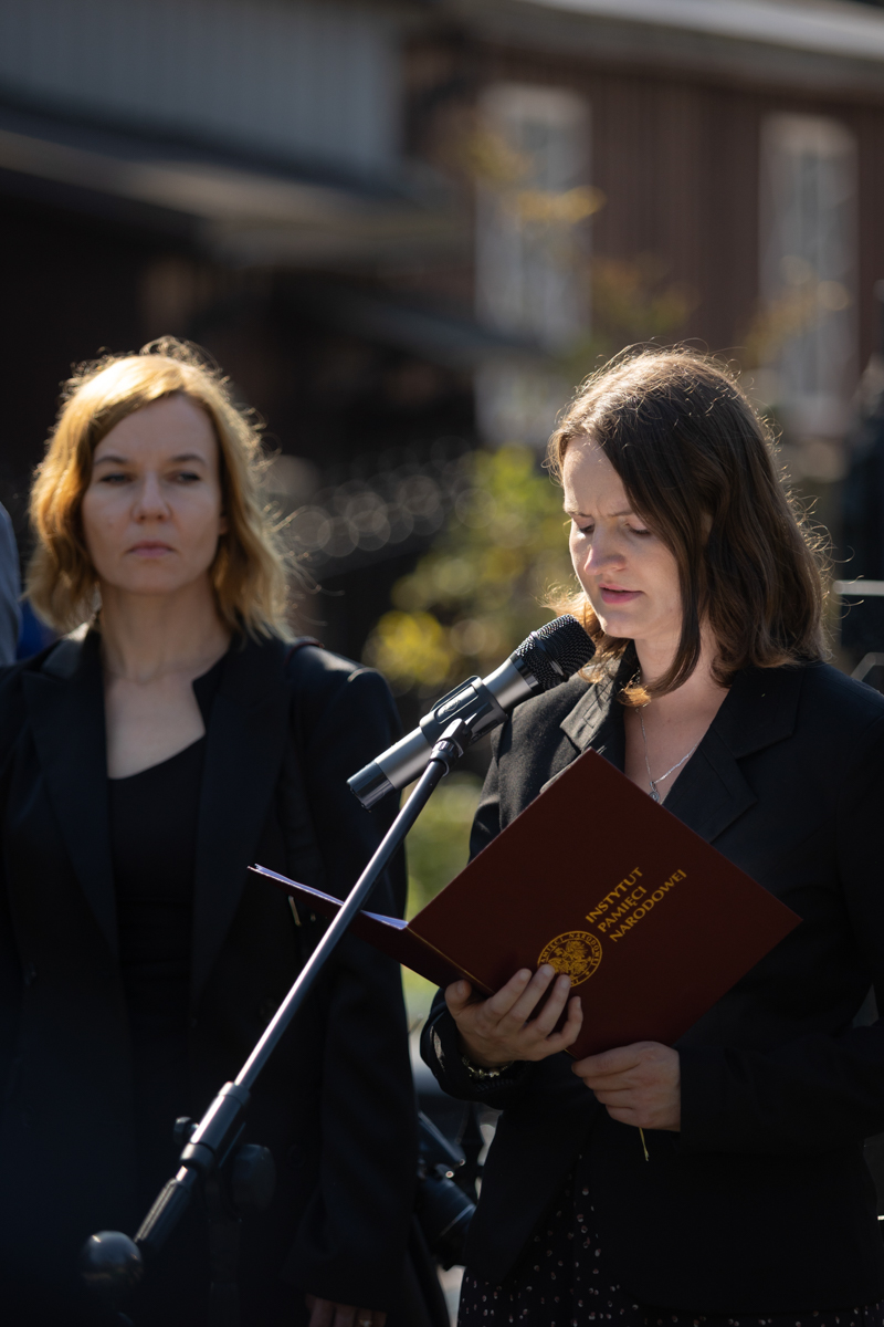 Uroczystości pogrzebowe szczątków śp. nieznanego Żołnierza Wojska Polskiego, poległego we wrześniu 1939 roku w obronie Kępy Oksywskiej – Kosakowo, 19 września 2024, fot. R. Jocher