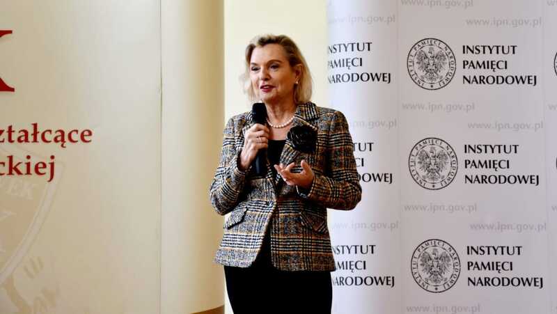 Ambasador Anna Maria Anders