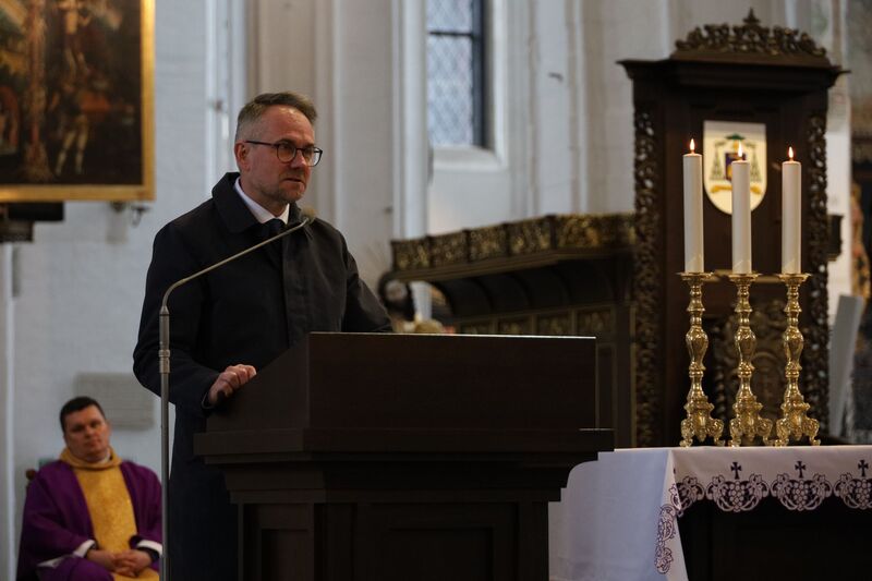 Uroczystość odsłonięcia tablicy ks. Bernarda Wieckiego - Gdańsk, 17 marca 2024