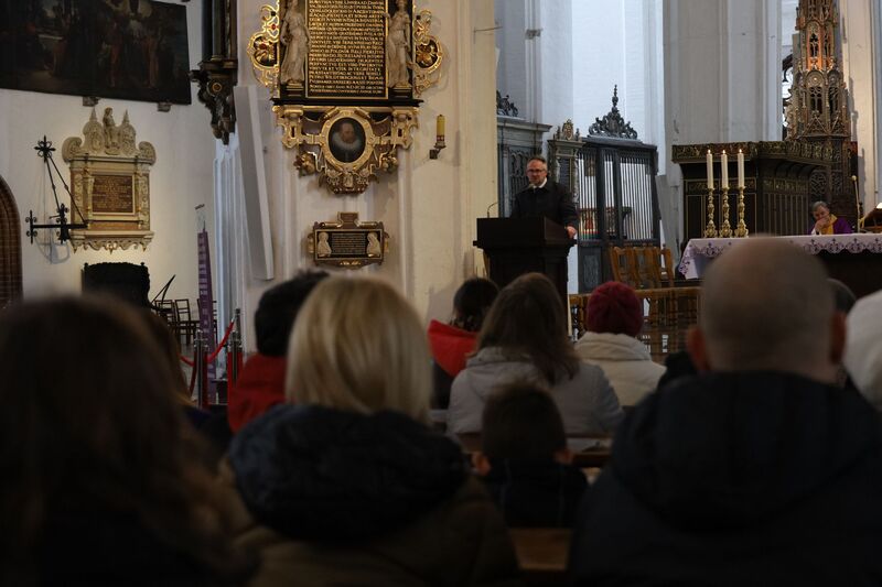 Uroczystość odsłonięcia tablicy ks. Bernarda Wieckiego - Gdańsk, 17 marca 2024