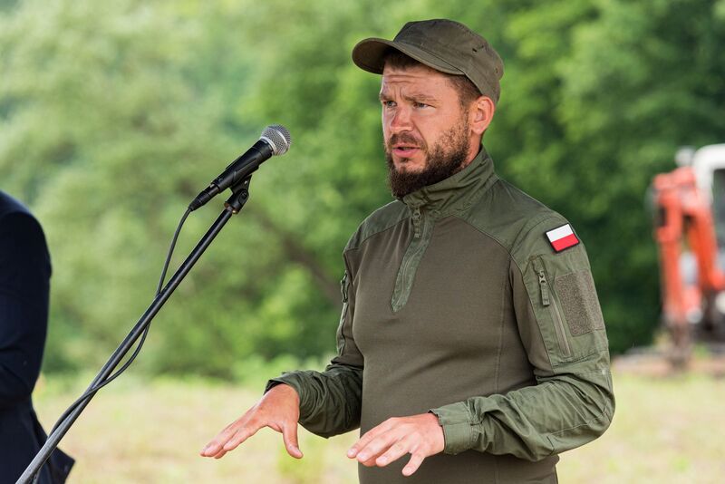 Niemiecka zbrodnia w Chojnicach – konferencja prasowa prezesa IPN dr. Karola Nawrockiego i dyrektora Głównej Komisji Ścigania Zbrodni przeciwko Narodowi Polskiemu zastępcy prokuratora generalnego prok. Andrzeja Pozorskiego – Chojnice, 23 maja 2024, fot. Michał Mieczkowski