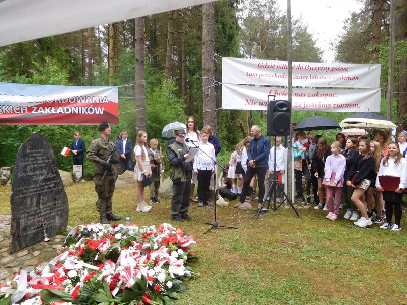 80-ta rocznica zamordowania „Szymbarskich Zakładników” - Szymbark, 25 maja